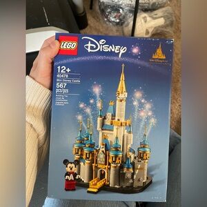 NIB LEGO Disney 50th anniversary Mini Castle Set